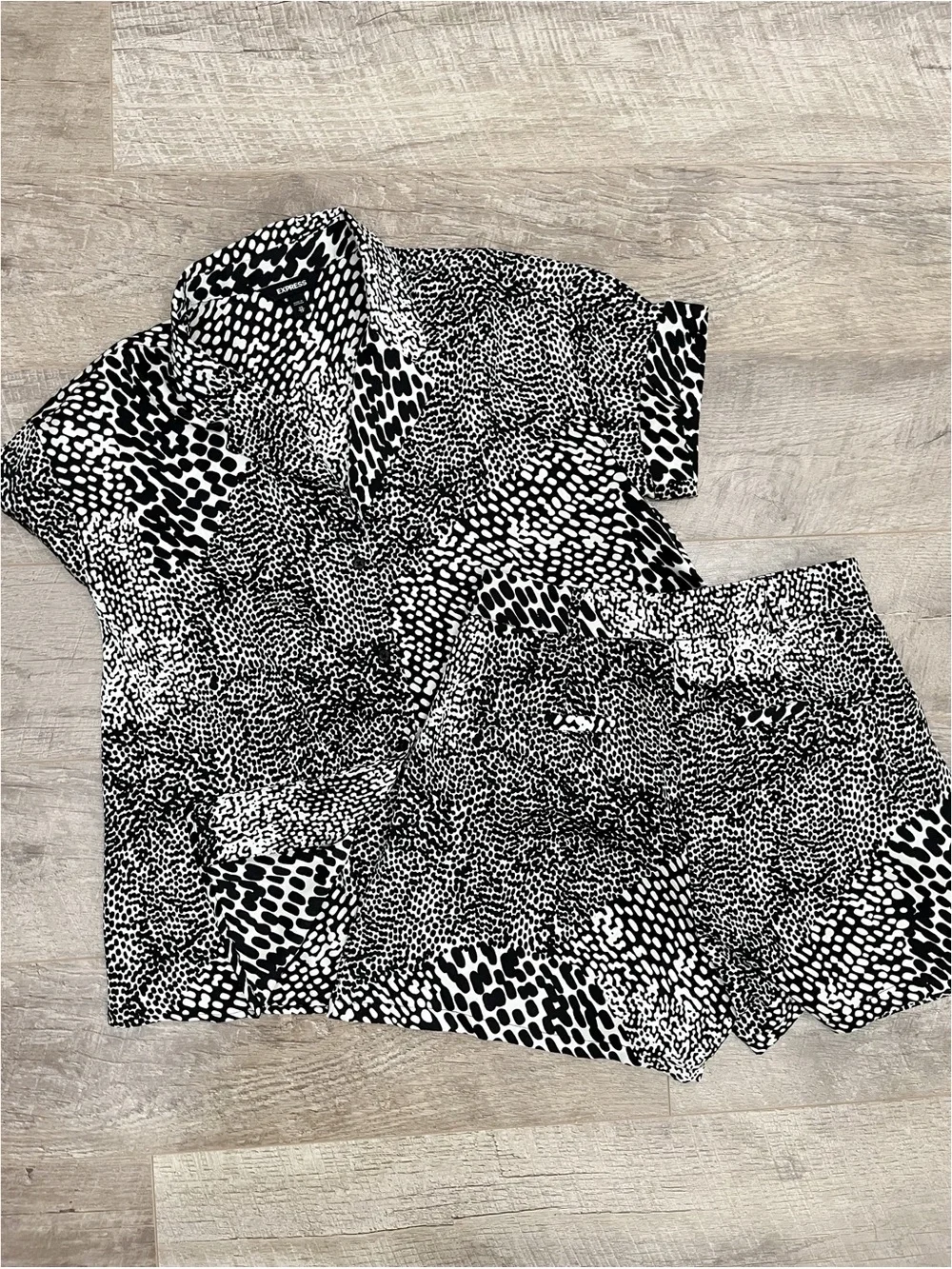 Express Black White Animal Print Matching Set XS Top Shorts Size 2 Co-Ord Resort